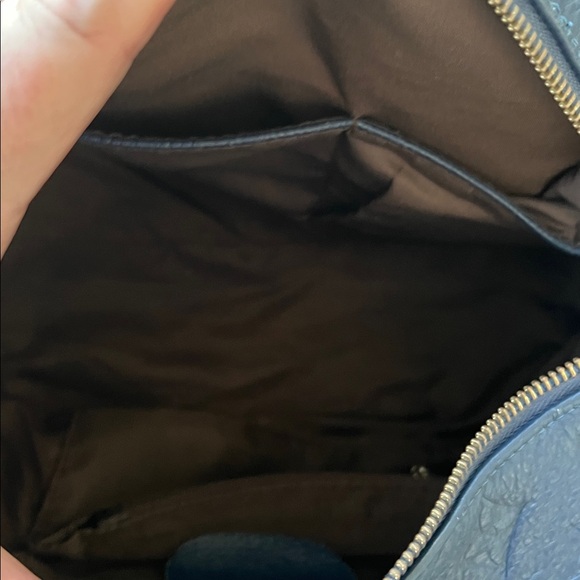 Elegant Navy Blue Fashion Handbag - Picture 7 of 11